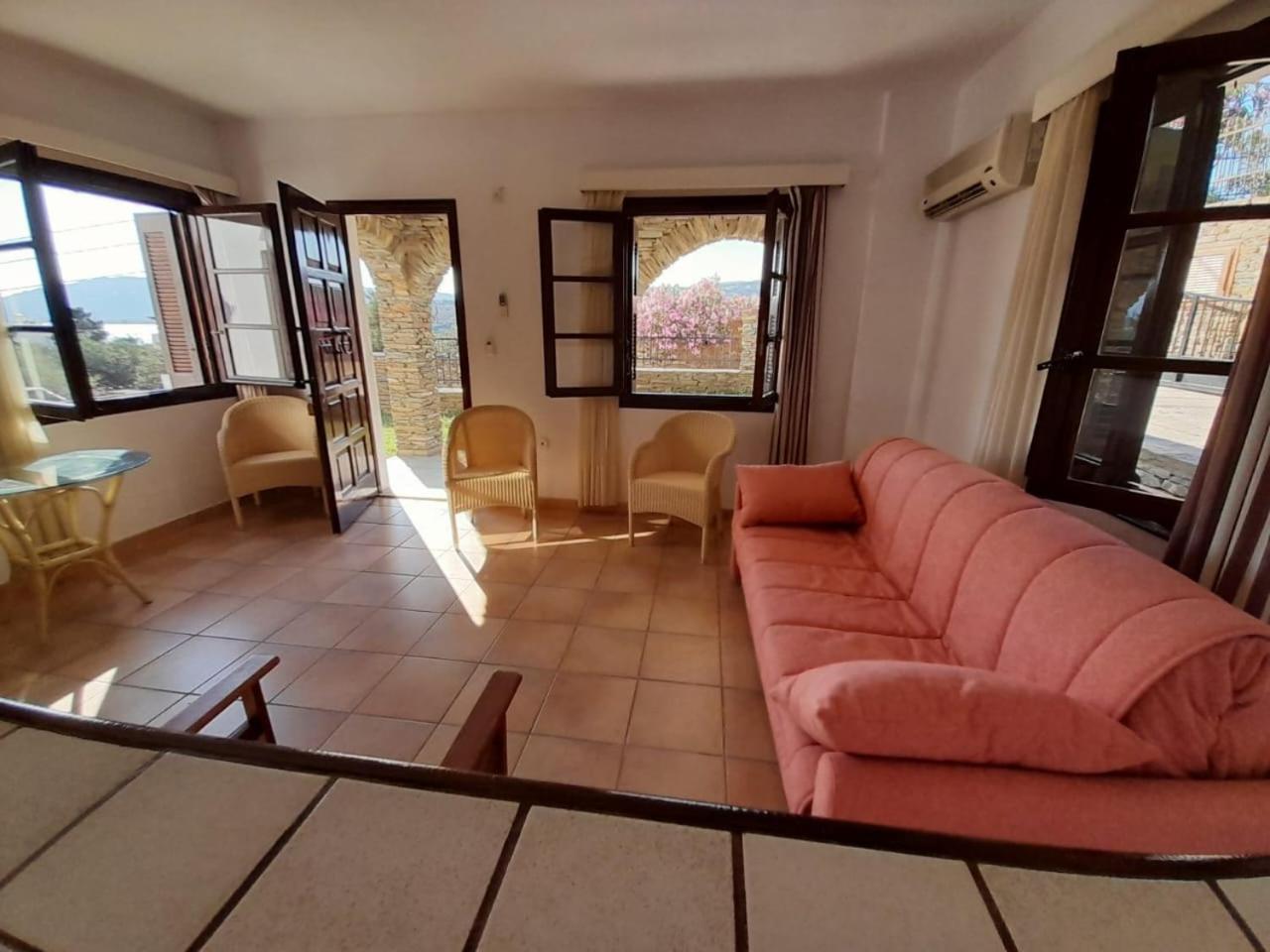 קיפרי Niriides Apartments מראה חיצוני תמונה